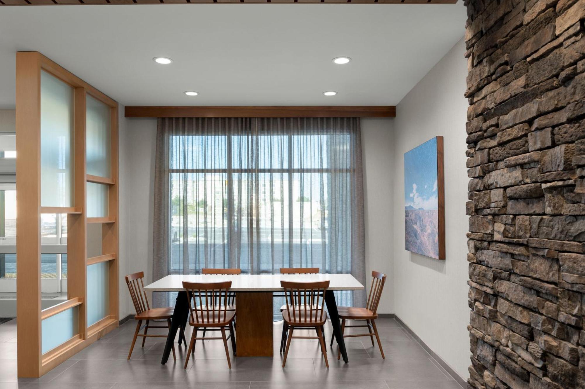 Fairfield By Marriott Inn & Suites Victorville Ngoại thất bức ảnh